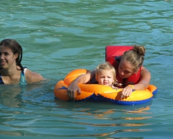 Taylor, Felicia & Kloey